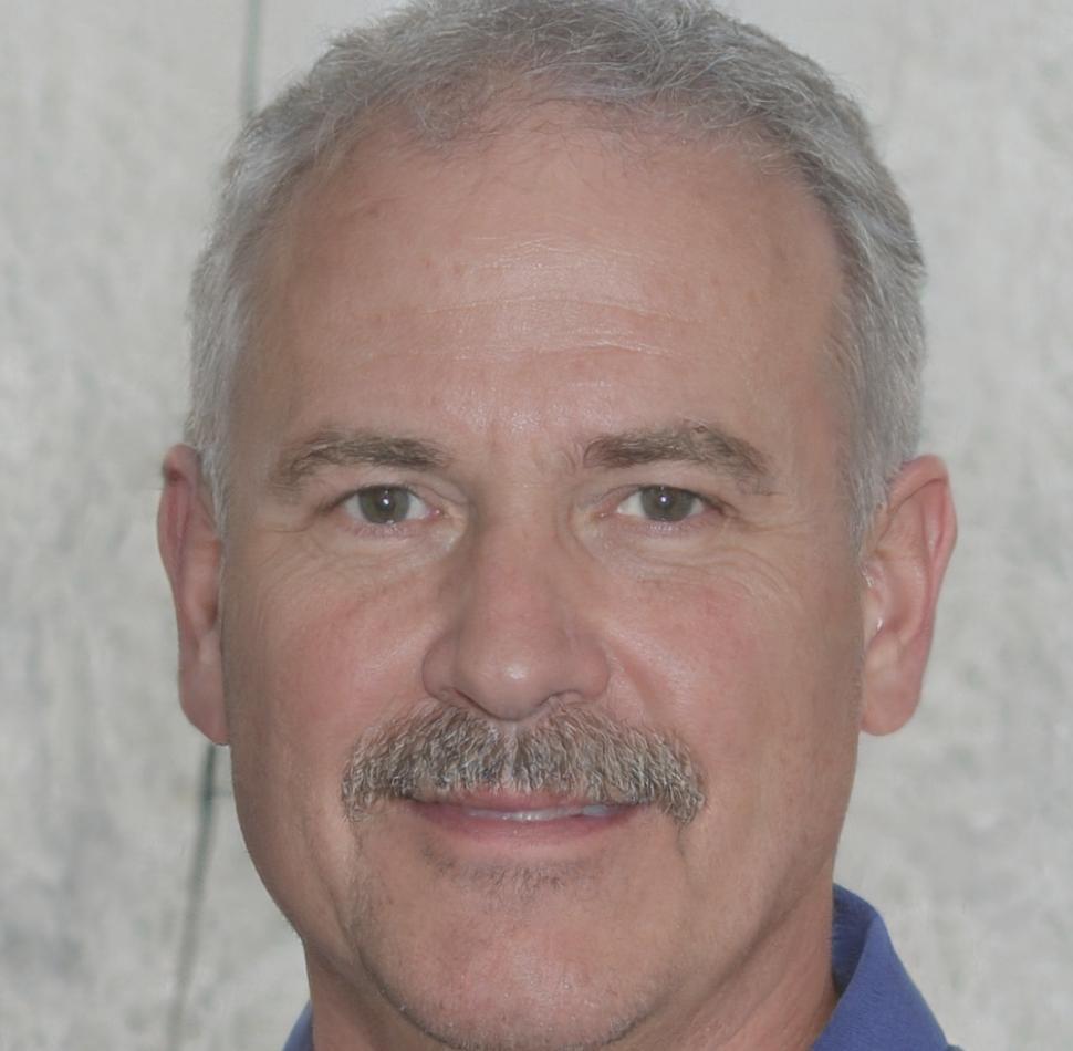 Dr. Marcus Weber